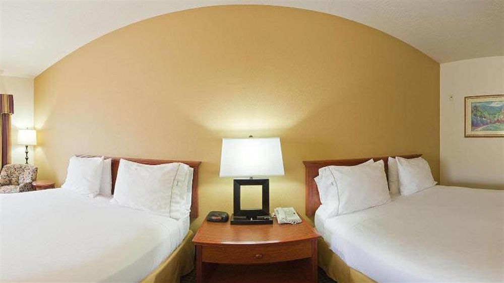 Holiday Inn Express Hotel & Suites Ashland By Ihg Экстерьер фото